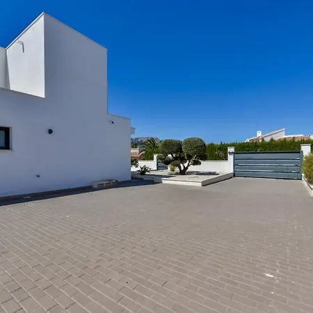 Guzman - Piacere Villa Calp