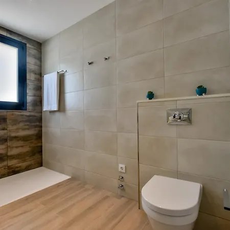 Guzman - Piacere * Κάλπε