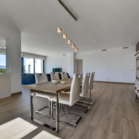 Βίλα Guzman - Piacere *